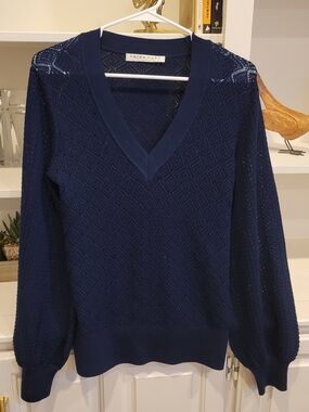 Trina Turk Women's Navy V-Neck Textured Sweater